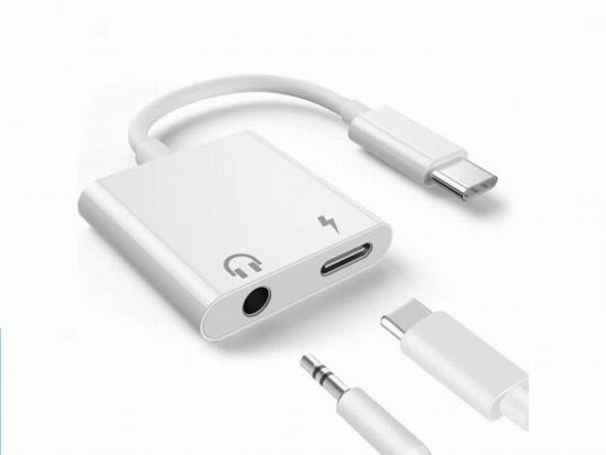 USB-C Adapter with 3.5mm Headphone Jack